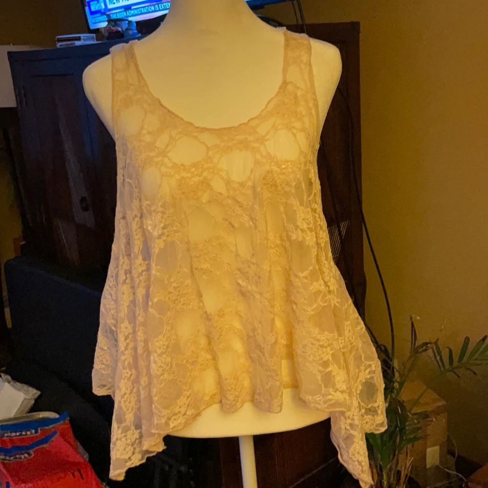 Forever 21 lace top size M
